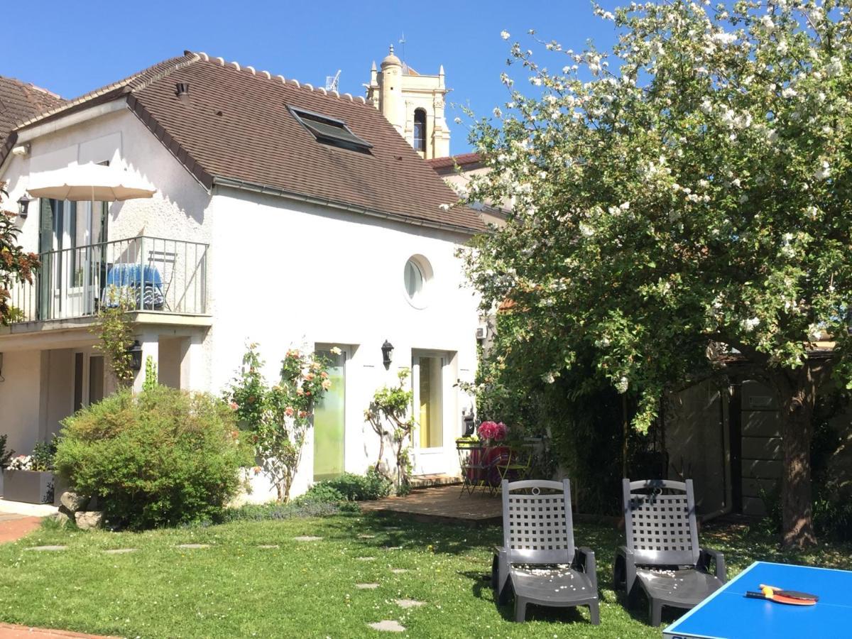 Les Gites Du Clos Saint-Martin Maule Exterior foto